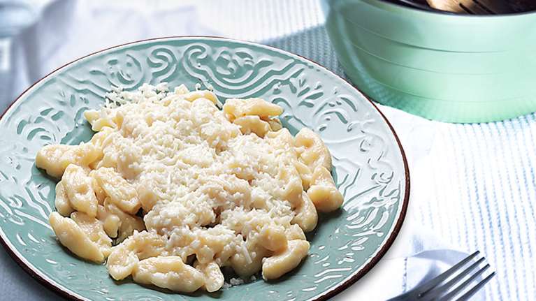 Τσικνοπέμπτη: Συνταγή για γκόγκλιες - Τα παραδοσιακά φρέσκα ζυμαρικά των Αποκριών
