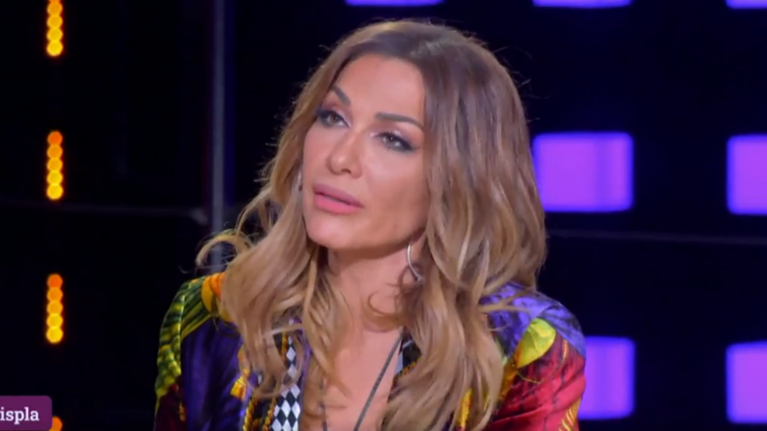 Δέσποινα Βανδή: Πήγε στο θέατρο για να καμαρώσει τον Βασίλη Μπισμπίκη ενώ κάνει πρόβες