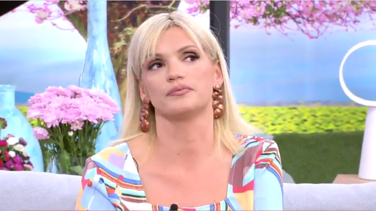 Λύγισε η Σάσα Σταμάτη: Έφυγε σκληρά ο μπαμπάς μου, δεν αξίζει σε κανέναν άνθρωπο να φύγει έτσι