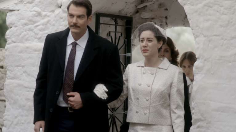 Άγριες Μέλισσες: O εφιάλτης επιστρέφει - Ο γάμος και η απόπειρα βιασμού