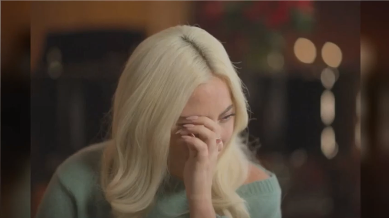 Συγκλονίζει η Lady Gaga: Με βίασε και με άφησε έγκυο σε μια γωνία