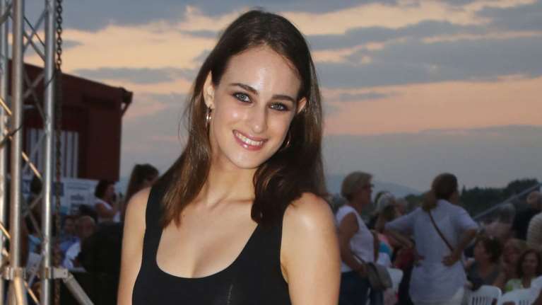 Μαρία Βοσκοπούλου: Έγινε ξανθιά για το νέο ρόλο της στο σήριαλ της Βικτόρια Χίσλοπ