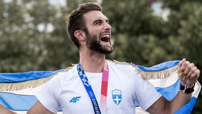 Στέφανος Ντούσκος: Ο επίμονος κωπηλάτης με τα ματωμένα χέρια που σκέφτηκε να τα παρατήσει μια ανάσα πριν το χρυσό