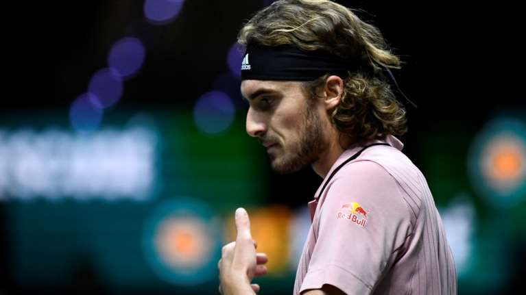 Στον... πλανήτη του ο Τσιτσιπάς: "Το Μαλιμπού είναι μαγικό μέρος" - H ανάρτηση που προκάλεσε αντιδράσεις