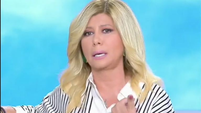 Ζήνα Κουτσελίνη: Μου έλεγαν στο διαδίκτυο να μου βιάσουν το παιδί! Εμένα να μου βιάσουν το παιδί;