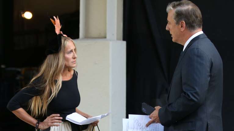 Η Σάρα Τζέσικα Πάρκερ "τσακίζει" τον Mr Big: Στηρίζουμε τις γυναίκες και μπράβο τους που μίλησαν