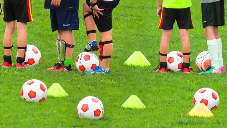 Απάτη στη Θεσσαλονίκη: Διαφήμιζαν ποδοσφαιρικό καμπ που λειτουργούσε δήθεν υπό την επίβλεψη της Μίλαν - Άρπαξαν 2.000€