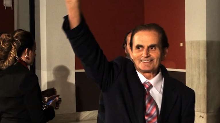 Κωνσταντίνος Παπανικόλας: Από τη φτωχική ζωή στην τηλεόραση και την πολιτική -  Οι σπουδές, το Τηλεφώς και η οικολογία