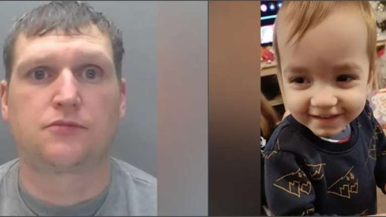 Βρετανία: Ισόβια σε άνδρα που τράνταξε μέχρι θανάτου το 22 μηνών βρέφος της συντρόφου του - Ένοχη για παραμέληση και η μητέρα