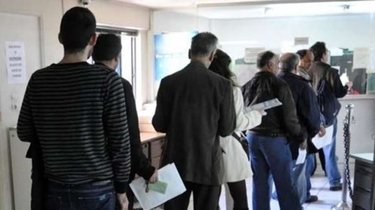 Στις 11 Απριλίου ξεκινάει η προπληρωμή επιδομάτων και Δώρου Πάσχα από τη ΔΥΠΑ