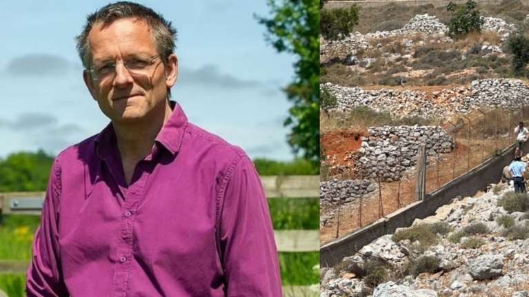 Νεκρός ο Βρετανός παρουσιαστής στη Σύμη: Αποκλείει εγκληματική ενέργεια η ιατροδικαστής - Πιθανόν να ξάπλωσε λόγω αδιαθεσίας