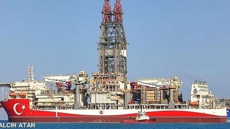 Το τουρκικό γεωτρύπανο &quot;Αμπντουλχαμίντ Χαν&quot; ξεκίνησε την πρώτη του γεώτρηση