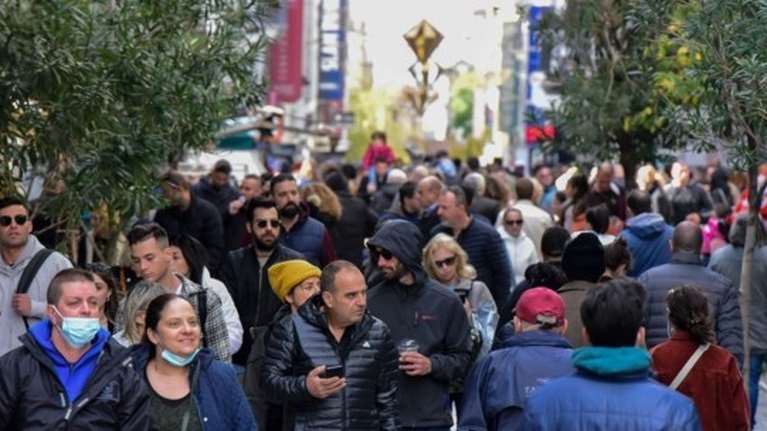 Κορονοϊός: Έκτακτη ενημέρωση από το υπουργείο Υγείας την Τετάρτη - Σε έξαρση τα κρούσματα, αυξάνονται οι νοσηλείες