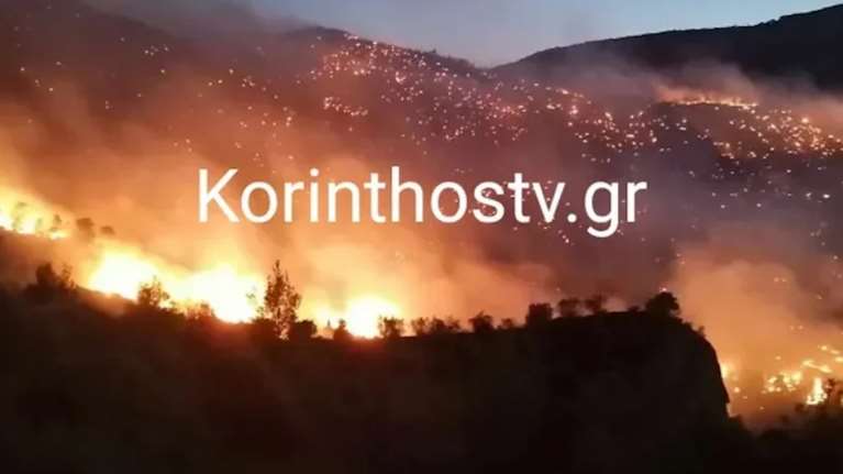 Φωτιά πάνω από το Ξυλόκαστρο: Κραυγή αγωνίας από τον δήμαρχο - Νέο 112 για εκκένωση - Θα δοθεί μάχη όλη τη νύχτα [βίντεο]