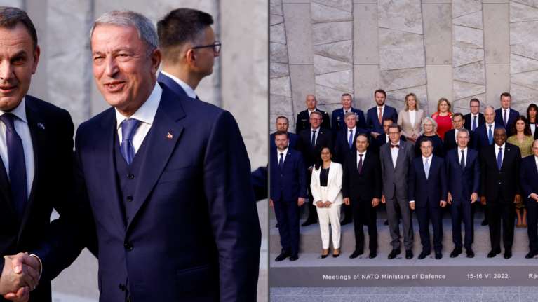 Θερμή χειραψία Παναγιωτόπουλου - Ακάρ στις Βρυξέλλες: &quot;Να σταματήσουν η ένταση και οι παραβιάσεις&quot;