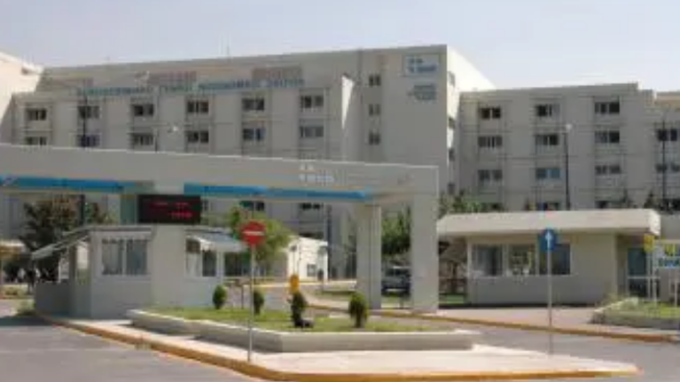 Πέθανε στο Αγρίνιο ανεμβολίαστος ιερέας με κορονοϊό - Μόλις 41 ετών