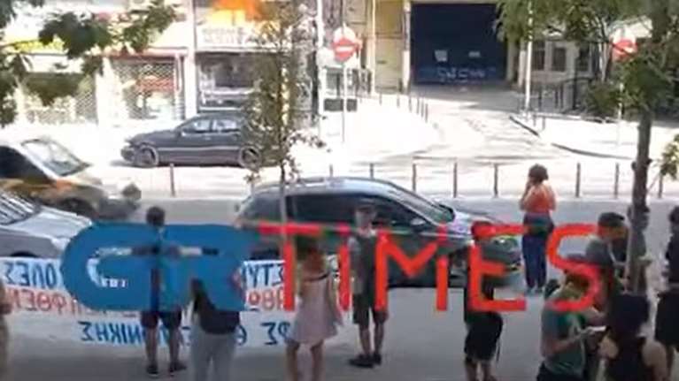 Επεισόδια στο ΑΠΘ: Στο Αυτόφωρο οι συλληφθέντες  - Συγκέντρωση έξω από τα Δικαστήρια [βίντεο]