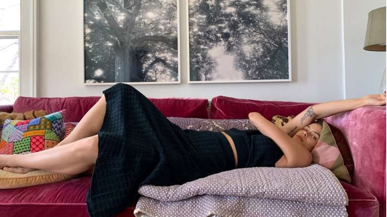 Στη νέα καμπάνια των Zara τα μοντέλα φωτογραφίζονται στα σπίτια τους