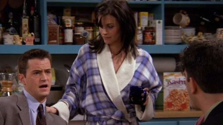 Τι θυμάται η Courteney Cox από τα Φιλαράκια;