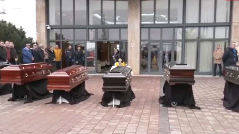 Ρουμανία: Επιστρέφουν στην Ελλάδα οι σοροί των οπαδών του ΠΑΟΚ - Σε νεκροφόρες στην Τιμισοάρα