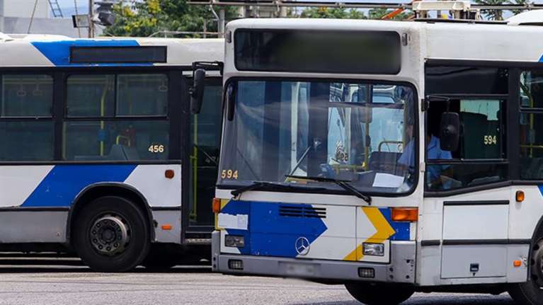 ΟΑΣΑ: Μέτρα για τους τζαμπατζήδες σε λεωφορεία και τρόλεϊ - Το 15% δεν έχει εισιτήριο