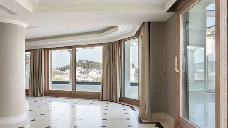 Αυτό είναι το πιο ακριβό ακίνητο στην Αθήνα - Αχανές με θέα την Ακρόπολη και μαρμάρινο τζάκι, πωλείται 55 εκατ. ευρώ