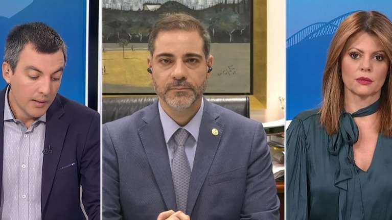 Επιμένει ο δήμαρχος Αλίμου: Με απειλούν οι μπράβοι των μαγαζιών της παραλιακής - Λένε &quot;να του δώσουμε ένα καλό μάθημα&quot;