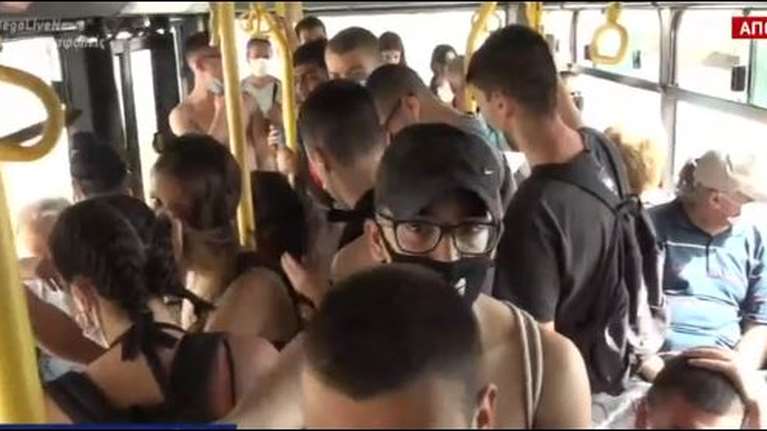 Συνωστισμός στα αστικά λεωφορεία: Ασφυκτικά γεμάτα, χωρίς μάσκες και μέτρα προστασίας [Βίντεο]