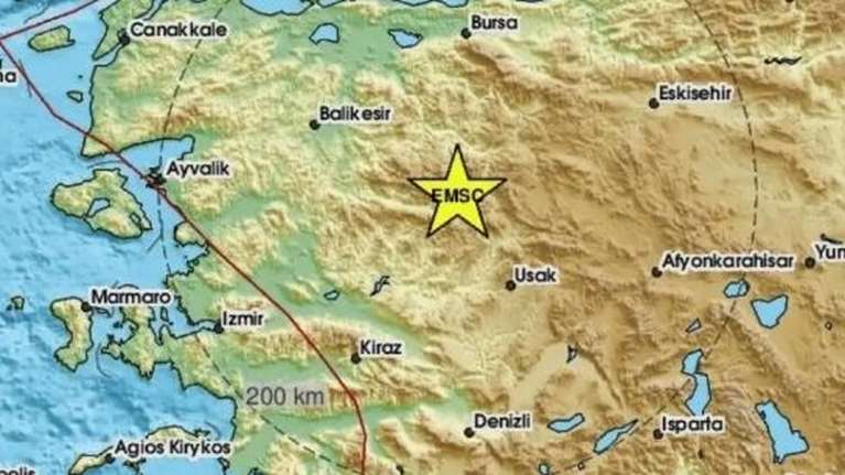 Ισχυρός σεισμός 5,4 Ρίχτερ στην Τουρκία: Στην Κιουτάχεια το επίκεντρο - Αισθητός σε Σμύρνη, Προύσα και Κωνσταντινούπολη