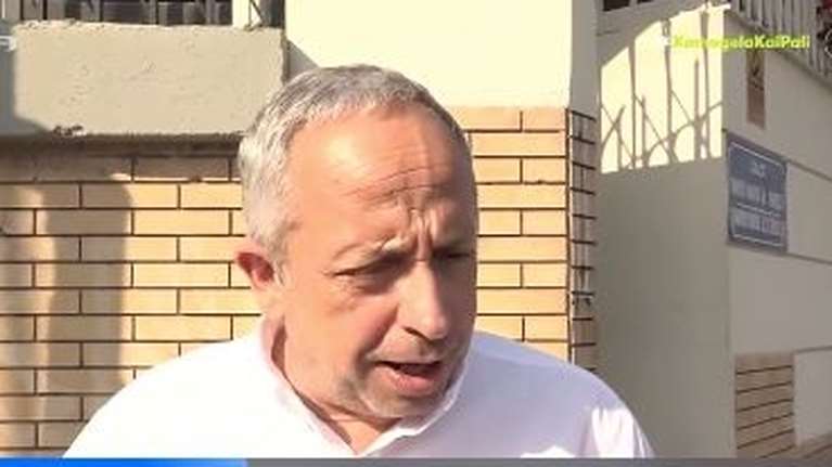 Χρήστος Κούτρας: &quot;Την αγάπη μας&quot;, απαντά στην Κατερίνα Καινούργιου για τις &quot;κίτρινες ερωτήσεις&quot; στο &quot;Η Ελλάδα ψηφίζει&quot;