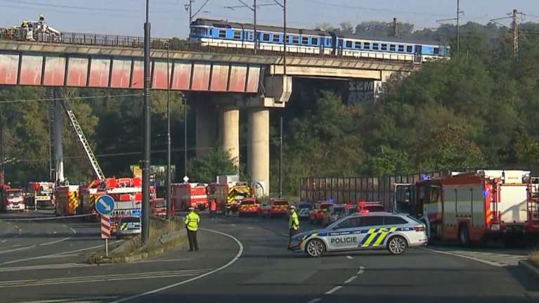 Πανικός στη Τσεχία: Σύγκρουση τρένων με 35 τραυματίες - Μεθυσμένος ο μηχανοδηγός [βίντεο]