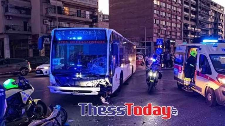 Σοκαριστικό τροχαίο στη Θεσσαλονίκη: Σκοτώθηκε 33χρονος οδηγός μηχανής- Συγκρούστηκε με λεωφορείο της γραμμής