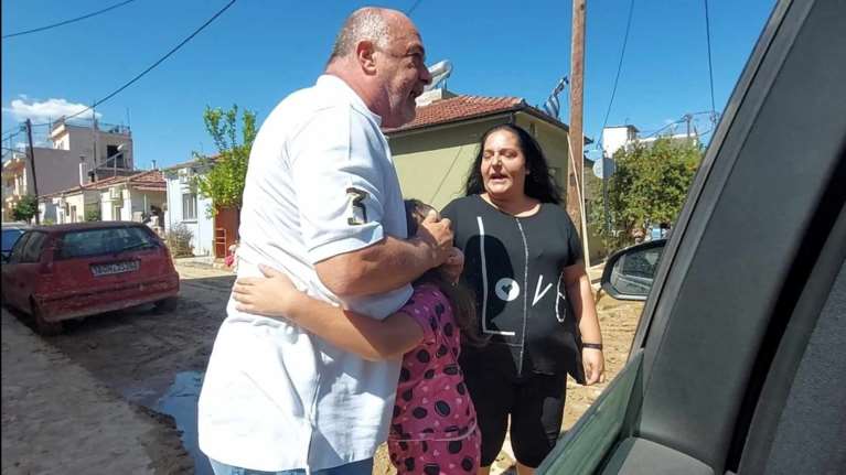 Βόλος: &quot;Γραφικά κομματόσκυλα&quot; απαντά ο Μπέος για το επεισόδιο με εθελοντές της ΚΝΕ και πολίτες