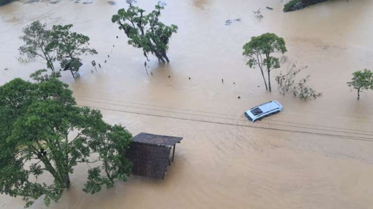 Βραζιλία: Εκατοντάδες εγκλωβισμένοι σε πλημμυρισμένες περιοχές της Σάντα Καταρίνα [Εκόνες]