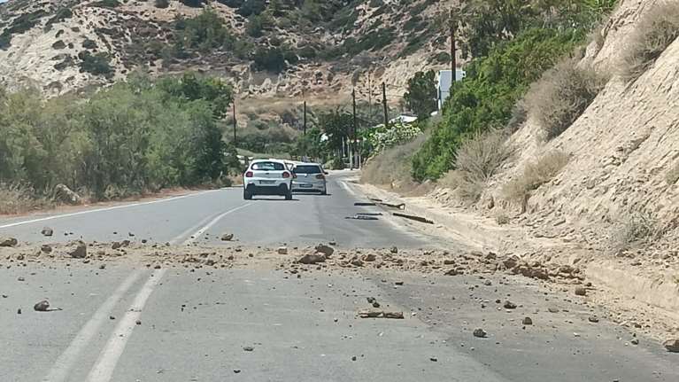 Σεισμός 5,3 Ρίχτερ στο Λασίθι: Έγινε αισθητός σε όλη την Κρήτη - Κατολισθήσεις στο οδικό δίκτυο της Ιεράπετρας