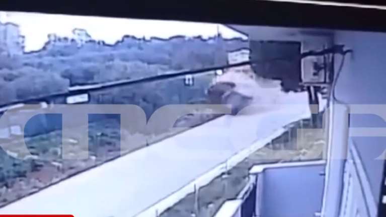 Κρήτη: Ανατριχιαστικό βίντεο - ντοκουμέντο από το τροχαίο που σκοτώθηκαν η 37χρονη και η κόρη της
