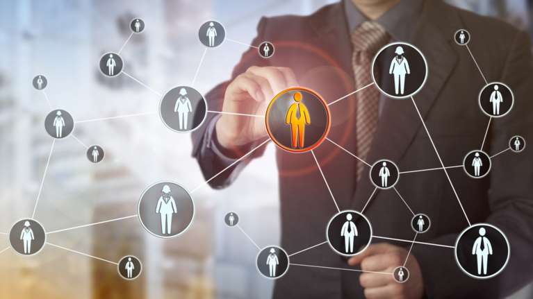 Οι πιο δημοφιλείς εταιρείες για όσους αναζητούν εργασία (και πώς να κάνετε αίτηση)