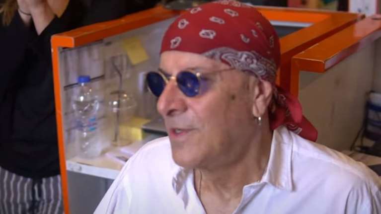 Πυξ Λαξ: Κατάθεση ψυχής της μάνας για την αποπλάνηση της 6χρονης από τον ντράμερ - &quot;Θα φτάσουμε μέχρι το τέλος&quot;