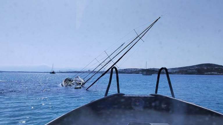 Πάρος: Βυθίζεται ιστιοφόρο σκάφος- Σε εξέλιξη επιχείρηση Λιμενικού και Ελληνικής Ομάδας Διάσωσης