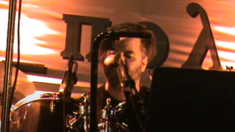 Θρήνος στην Εύβοια: Πέθανε ο ντράμερ Τάσος Κηρύκος - Επαθε ανακοπή σε live εμφάνιση