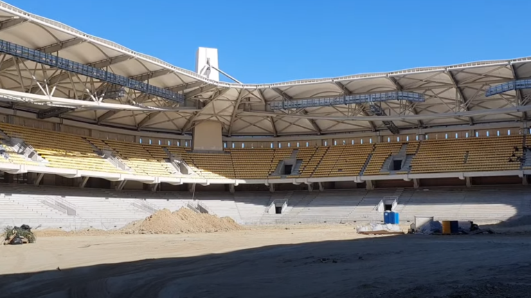 ΑΕΚ: Κιτρίνισε η &quot;Αγιά Σοφιά&quot; - Εντυπωσιακή η εικόνα του γηπέδου [βίντεο]