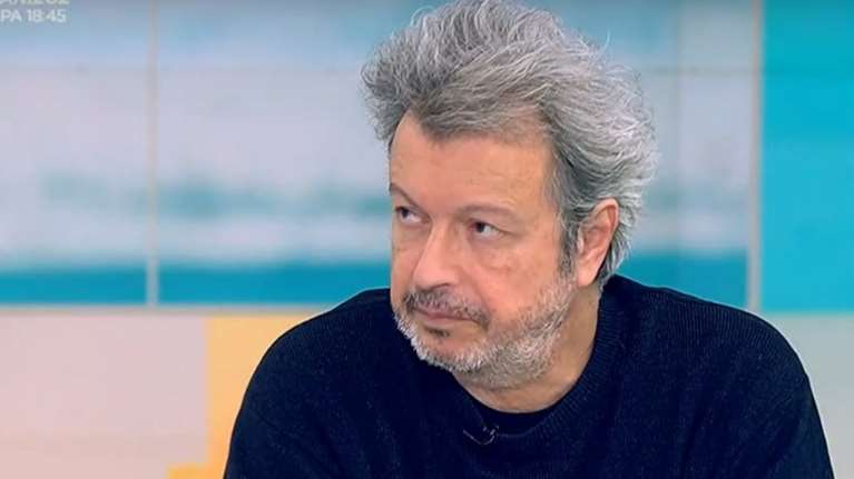 Ο Τατσόπουλος ειρωνεύεται τον Κασσελάκη: Αφού είναι Κριός με ωροσκόπο Υδροχόο, εντάξει, έτσι εξηγείται...