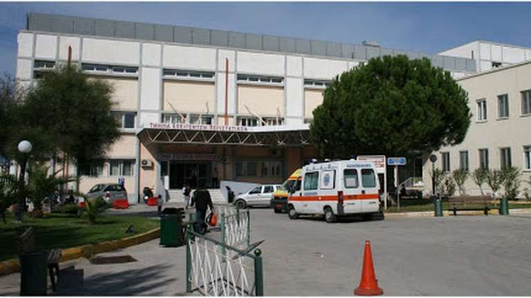 Η επίσημη ανακοίνωση του νοσοκομείου Κορίνθου για τον θάνατο του Κώστα Σημίτη - Δηλώσεις του διοικητή [βίντεο]