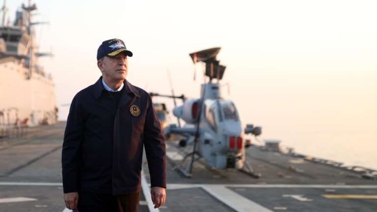 Προκαλεί ο Ακάρ: Η Ελλάδα συνεχώς κλαψουρίζει και αυξάνει την ένταση για να καλύψει εσωτερικά σκάνδαλα