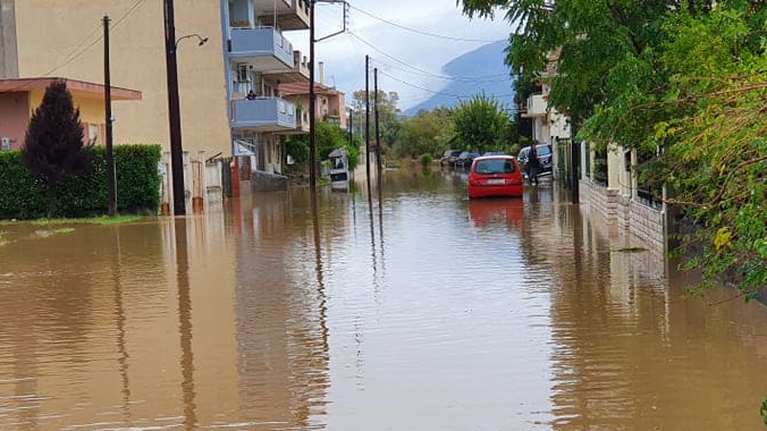 Ο &quot;Μπάλλος&quot;...&quot;βούλιαξε&quot; την Αιτωλοακαρνανία - Πλημμύρισε το Αιτωλικό [Εικόνες]