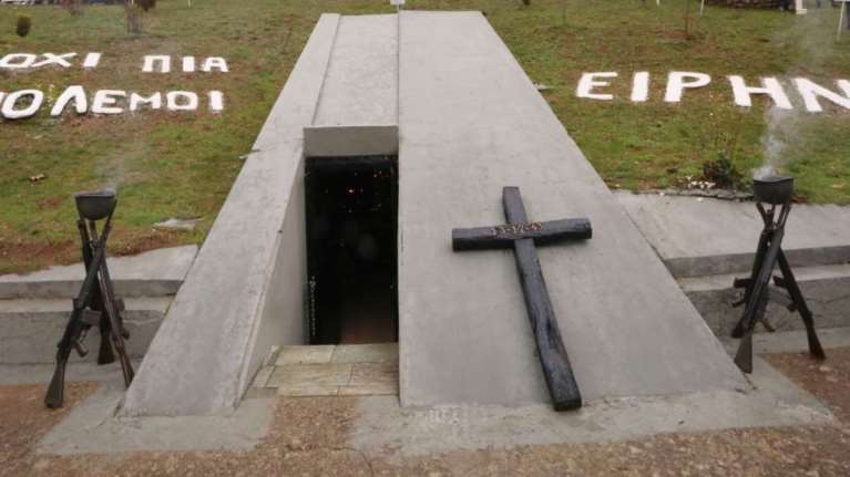 Σαν σήμερα το 1943: Οι ναζί καταστρέφουν τα Καλάβρυτα και εκτελούν 1.101 άνδρες