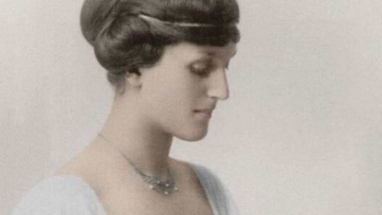 Κηφισιά: Μάχη ξένων και Ελλήνων αγοραστών για ένα από τα ακίνητα της &quot;απαγορευμένης&quot; συζύγου του βασιλιά Αλέξανδρου