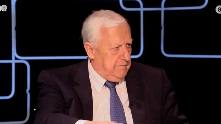 Ο Αλέκος Παπαδόπουλος για την απουσία του ως πατέρας, τον &quot;άρχοντα&quot; Ανδρέα και το πώς γκρίζαραν τα μαλλιά του σε μια μέρα