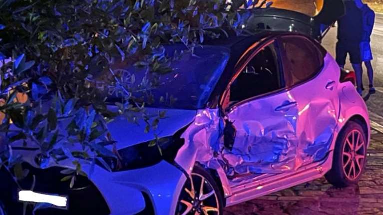 Σοβαρό τροχαίο με τρεις τραυματίες στα Χανιά - Ανάμεσά τους μια γυναίκα με βαριά χτυπήματα στο κεφάλι