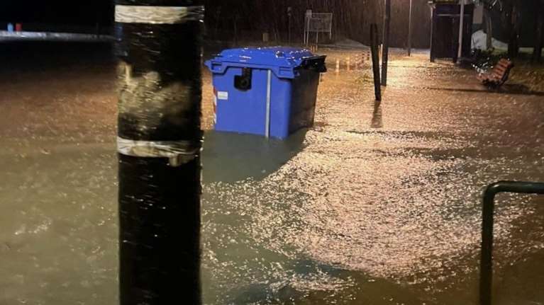 Κακοκαιρία Άριελ: Πάνω από 200 τόνοι νερού ανά στρέμμα έπεσαν στην Πιερία - 8 μποφόρ στη Θεσσαλονίκη